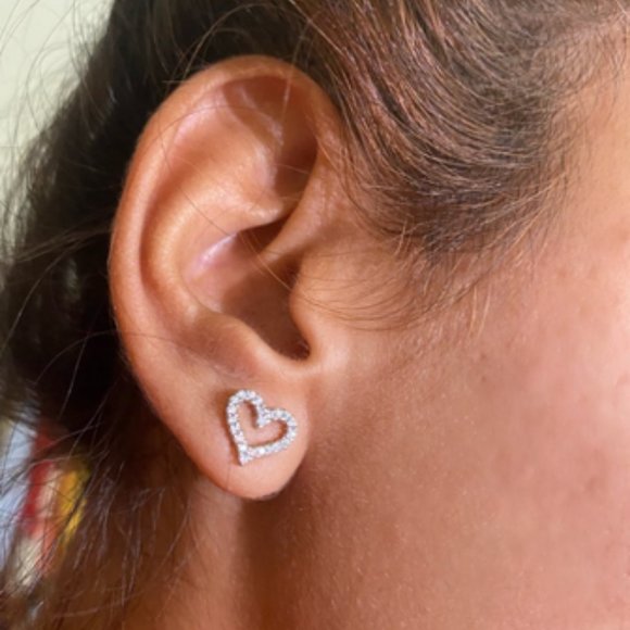 Heart Stud S925 Sterling Silver Crystal Earrings - Picture 4 of 4